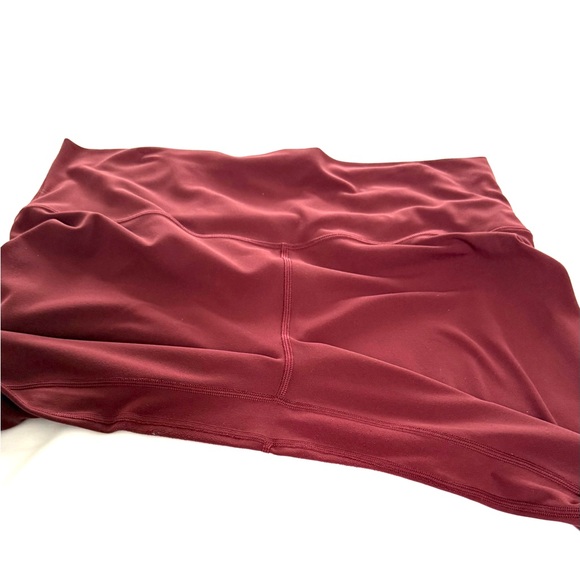 Lululemon Align High-Rise Pant 25"
Red Merlot 14 - Picture 9 of 10